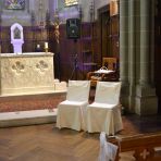 mariage religieux: Eglise: nos chaises avec les housses made in maison